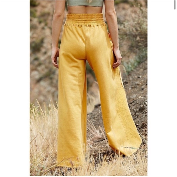 FREE PEOPLE Movement Upbeat Wide Leg Meadowsweet S - Picture 4 of 15